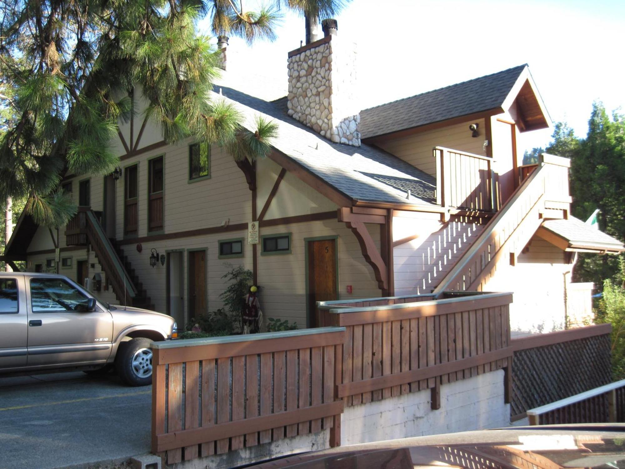 The North Shore Inn Crestline Zewnętrze zdjęcie